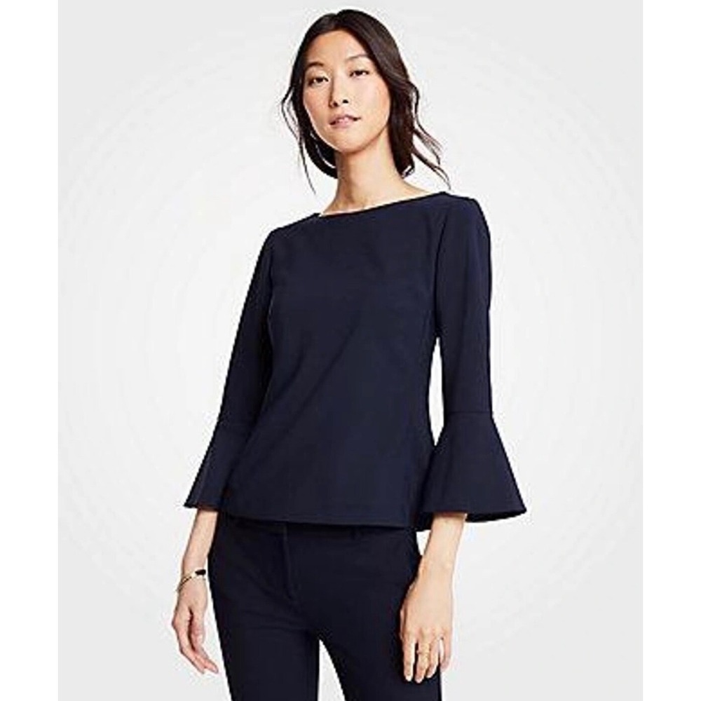 Ann Taylor Women's 6 Navy Blue Seasonless 3/4 Flounce Sleeves Boat Neck Top NWT